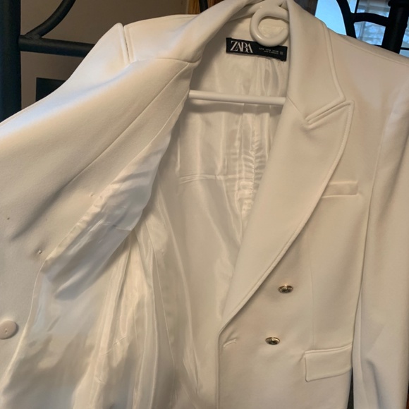 ~sold~ NWOT Zara | White Tailored Blazer - Picture 2 of 8